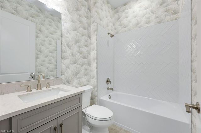 1504 Derna ST, Naples, FL 34114