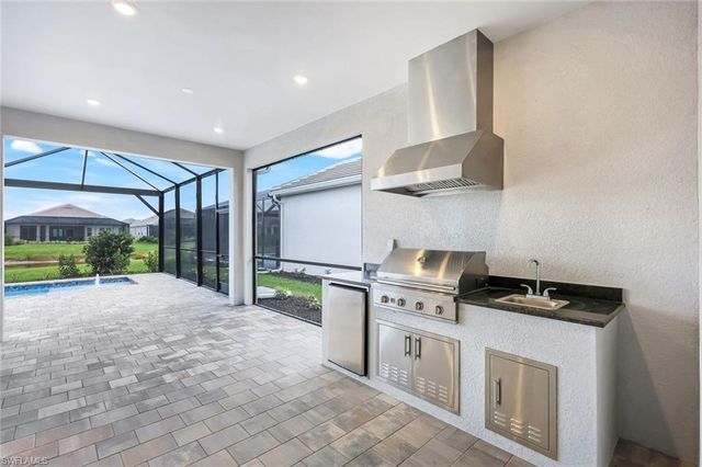 1504 Derna ST, Naples, FL 34114