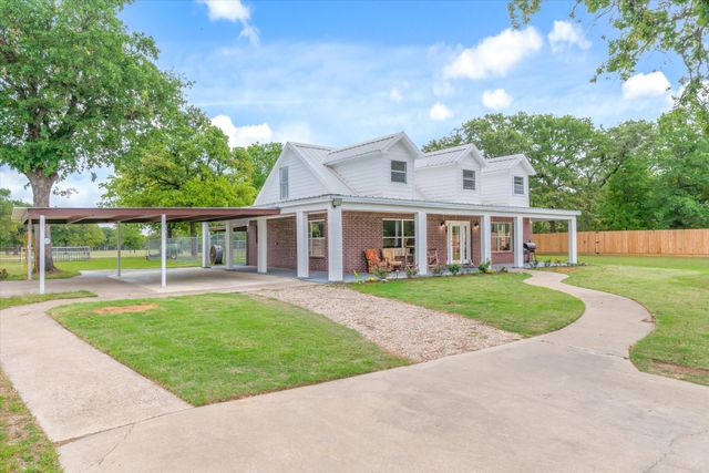 7700 County Road 3700, Athens, TX 75752