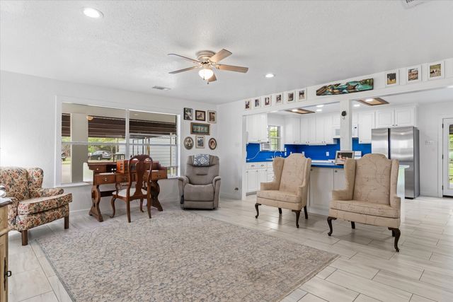 7700 County Road 3700, Athens, TX 75752