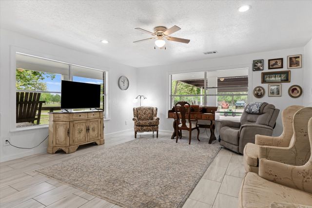 7700 County Road 3700, Athens, TX 75752