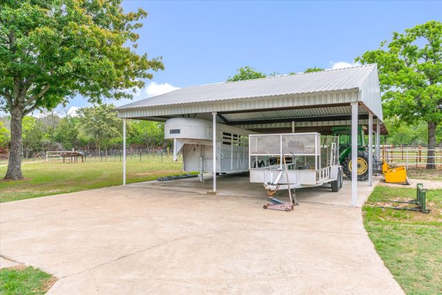 7700 County Road 3700, Athens, TX 75752
