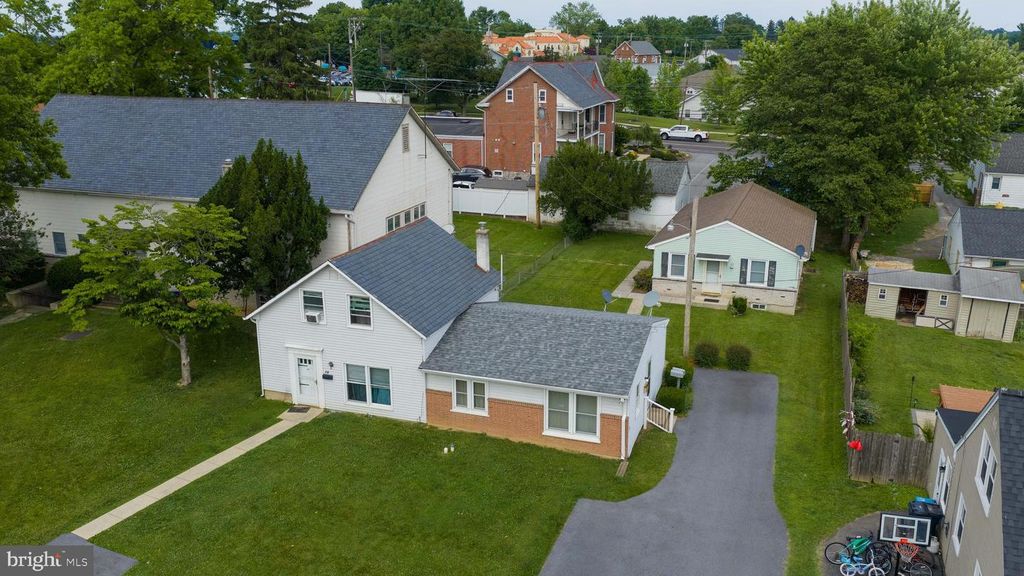 19 & 23 NURSERY LN, Lancaster, PA 17603