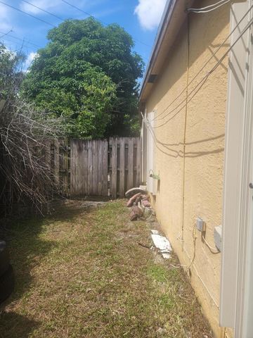 2430 SW 82ND Terrace, Miramar, FL 33025