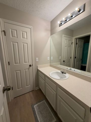 2317 Crescent Valley Pl, Hermitage, TN 37076