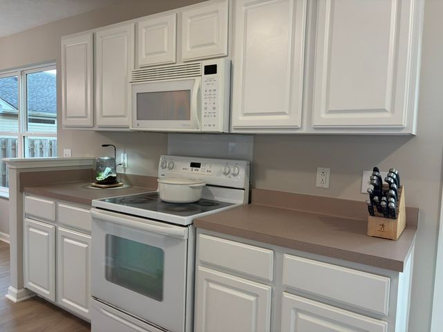 2317 Crescent Valley Pl, Hermitage, TN 37076