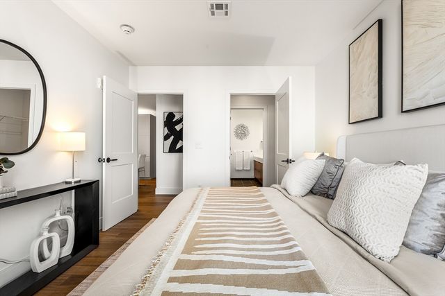 1515 Commonwealth Ave 609, Boston, MA 02135