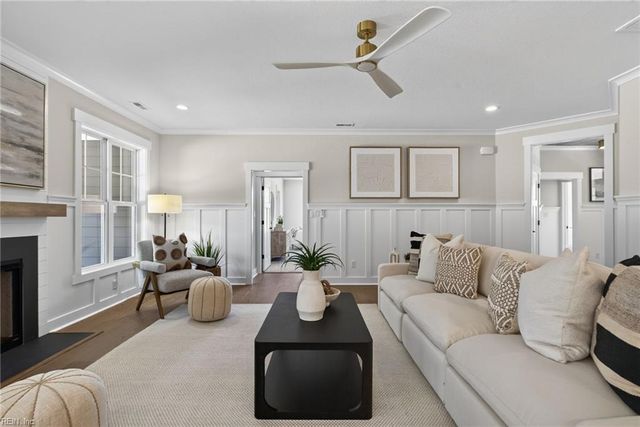 4020 Tucker LN, Chesapeake, VA 23322