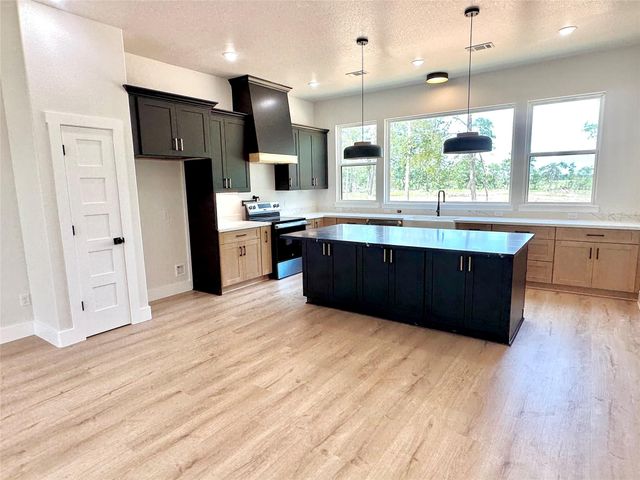 1001 Denson Allen Rd, Coldspring, TX 77331