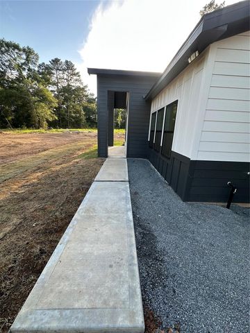 1001 Denson Allen Rd, Coldspring, TX 77331