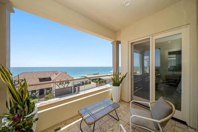 1922 S Pacific St., Oceanside, CA 92054