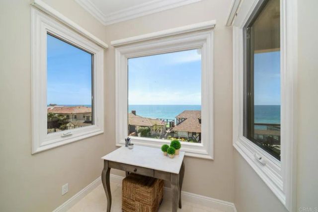 1922 S Pacific St., Oceanside, CA 92054