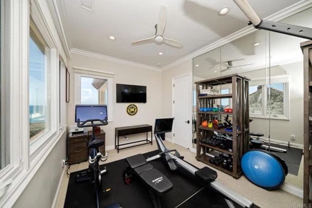 1922 S Pacific St., Oceanside, CA 92054