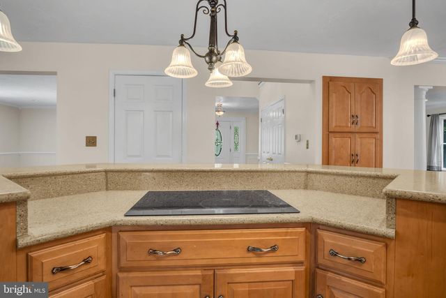 949 RIDGE RD, Gettysburg, PA 17325