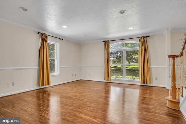 949 RIDGE RD, Gettysburg, PA 17325