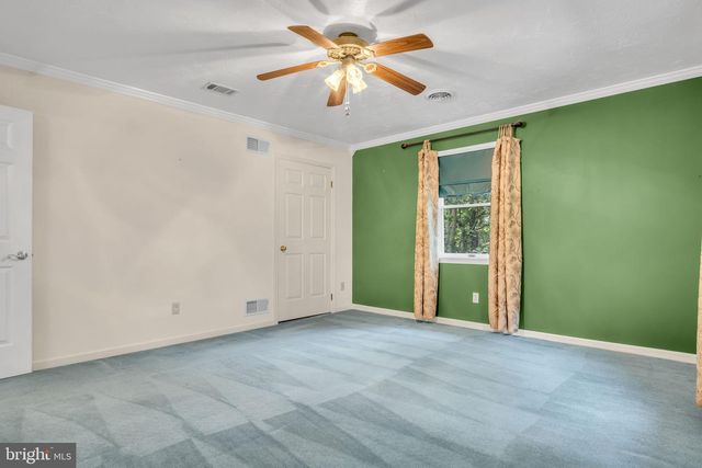 949 RIDGE RD, Gettysburg, PA 17325