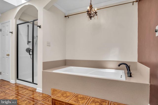 949 RIDGE RD, Gettysburg, PA 17325