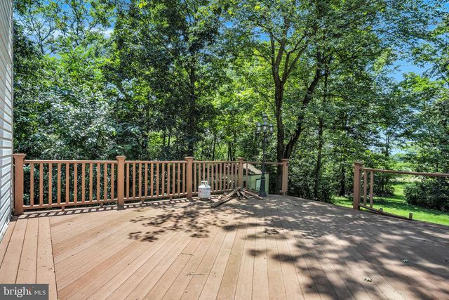 949 RIDGE RD, Gettysburg, PA 17325