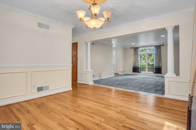 949 RIDGE RD, Gettysburg, PA 17325