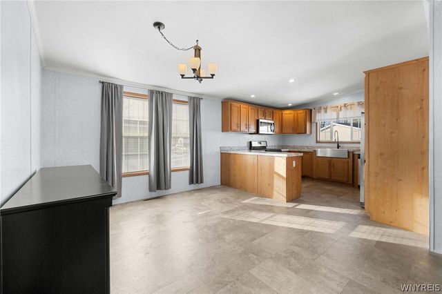 1406 East Drive, Alden, NY 14004