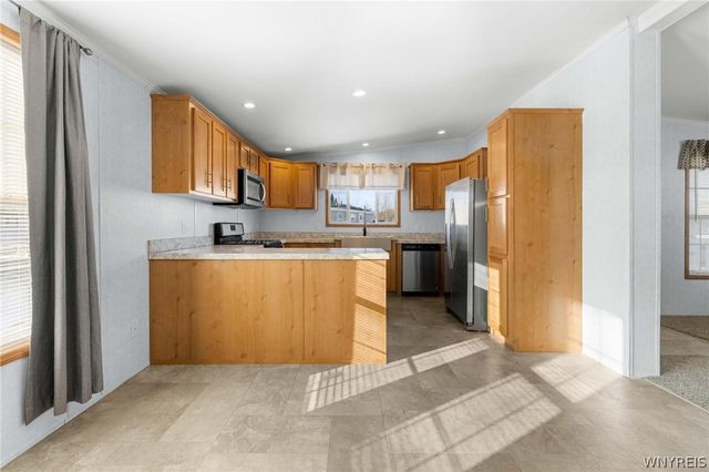 1406 East Drive, Alden, NY 14004