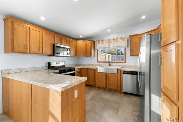 1406 East Drive, Alden, NY 14004