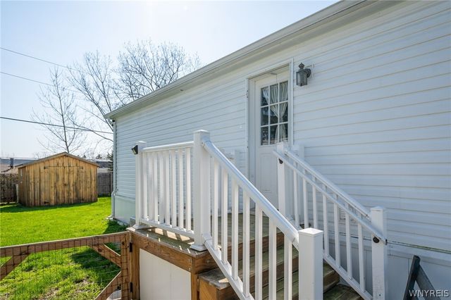 1406 East Drive, Alden, NY 14004