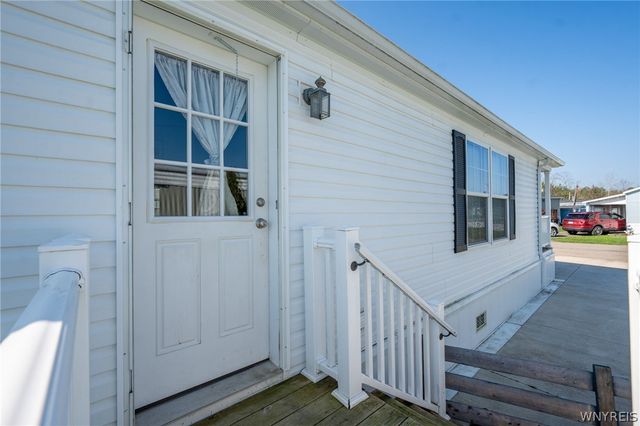 1406 East Drive, Alden, NY 14004