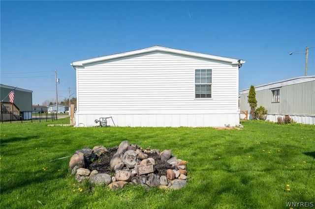 1406 East Drive, Alden, NY 14004