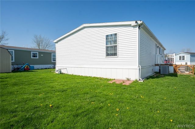 1406 East Drive, Alden, NY 14004