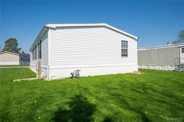 1406 East Drive, Alden, NY 14004