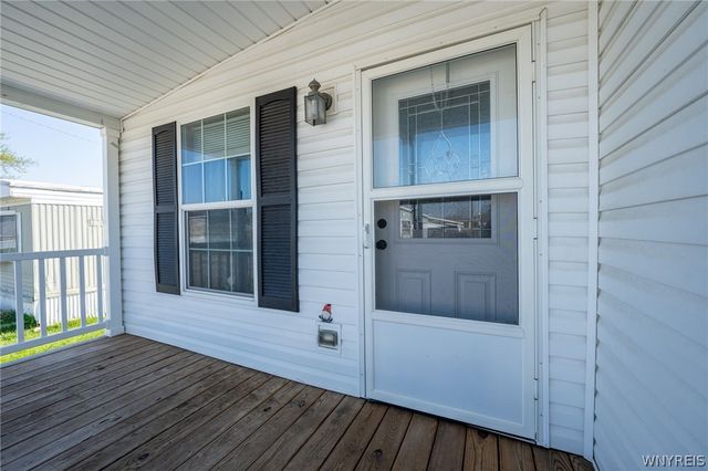 1406 East Drive, Alden, NY 14004