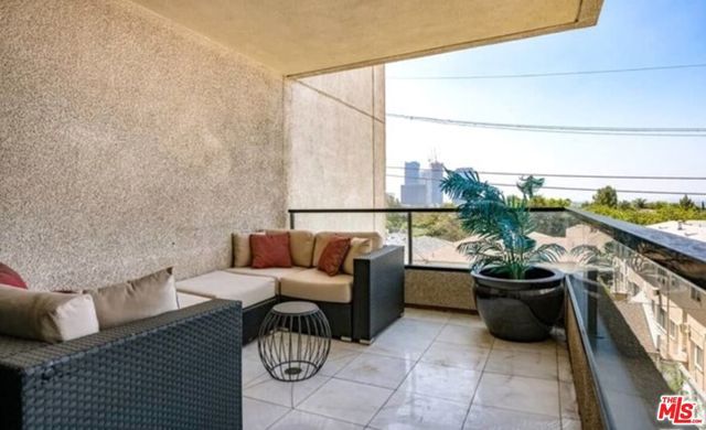 10350 Wilshire Boulevard 404, Los Angeles, CA 90024
