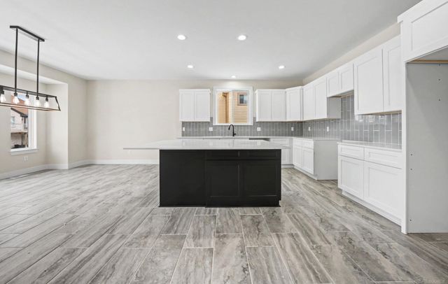 1073 Williamson Circle, Pontiac, MI 48340