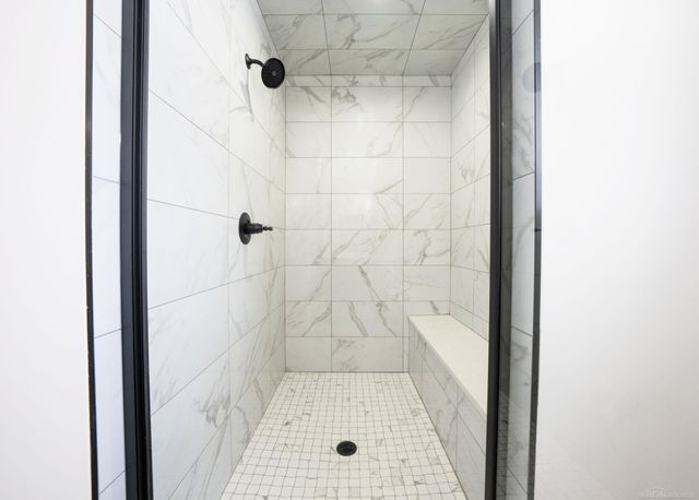 1073 Williamson Circle, Pontiac, MI 48340