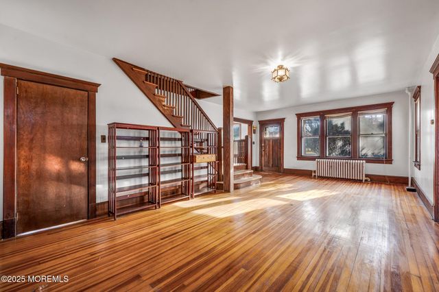 333 Broad Street, Eatontown, NJ 07724