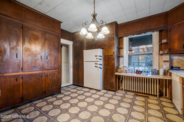 333 Broad Street, Eatontown, NJ 07724