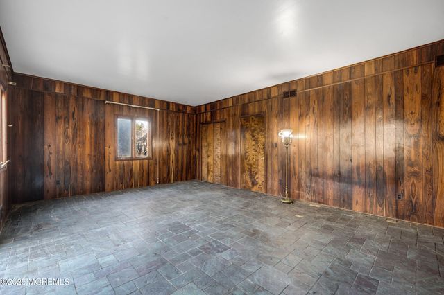 333 Broad Street, Eatontown, NJ 07724