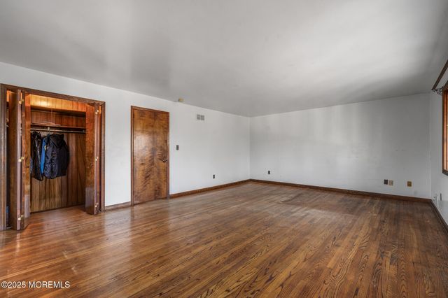 333 Broad Street, Eatontown, NJ 07724