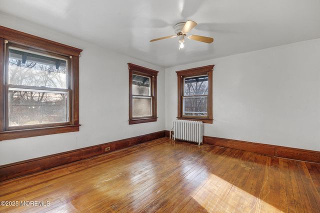 333 Broad Street, Eatontown, NJ 07724