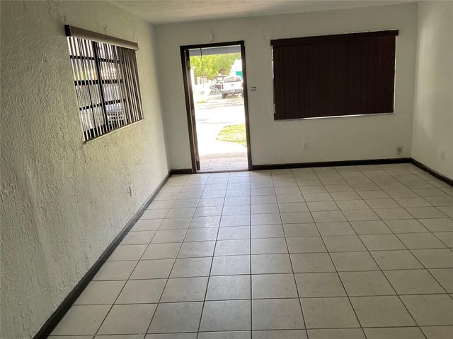 429 NW 15th Ave, Fort Lauderdale, FL 33311