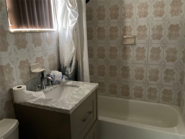 429 NW 15th Ave, Fort Lauderdale, FL 33311