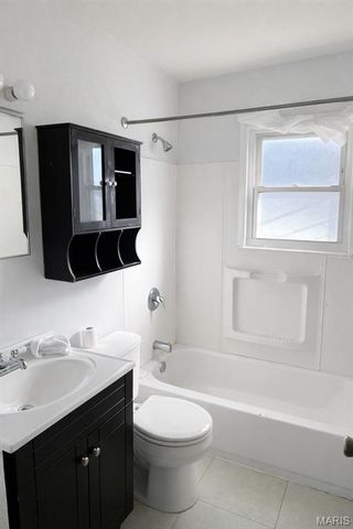 8520 Ava Drive, Affton, MO 63123