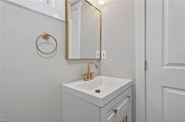 22077 Main ST, Courtland, VA 23837