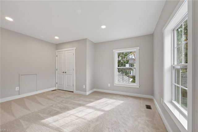 22077 Main ST, Courtland, VA 23837