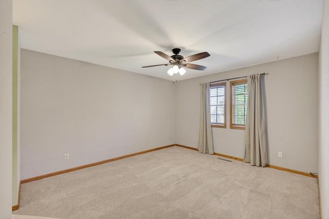 7832 E Oakbridge Way, Madison, WI 53717