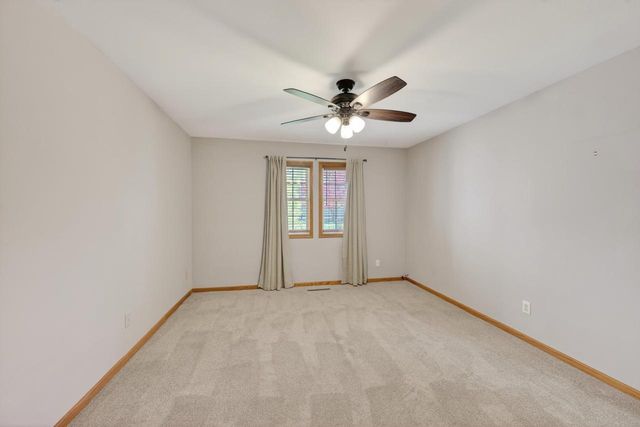 7832 E Oakbridge Way, Madison, WI 53717