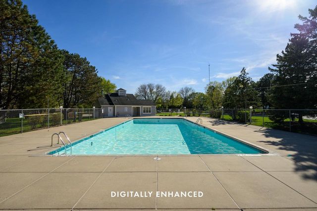 7832 E Oakbridge Way, Madison, WI 53717