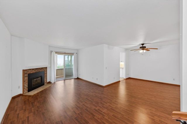 7832 E Oakbridge Way, Madison, WI 53717