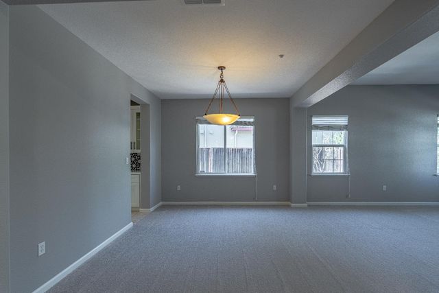 3865 Henshaw Rd, West Sacramento, CA 95691